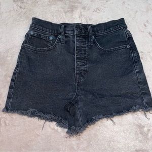 Madewell high rise denim shorts size 24